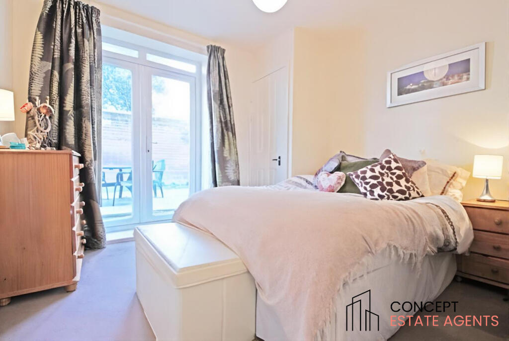 Apartment in London - View 5