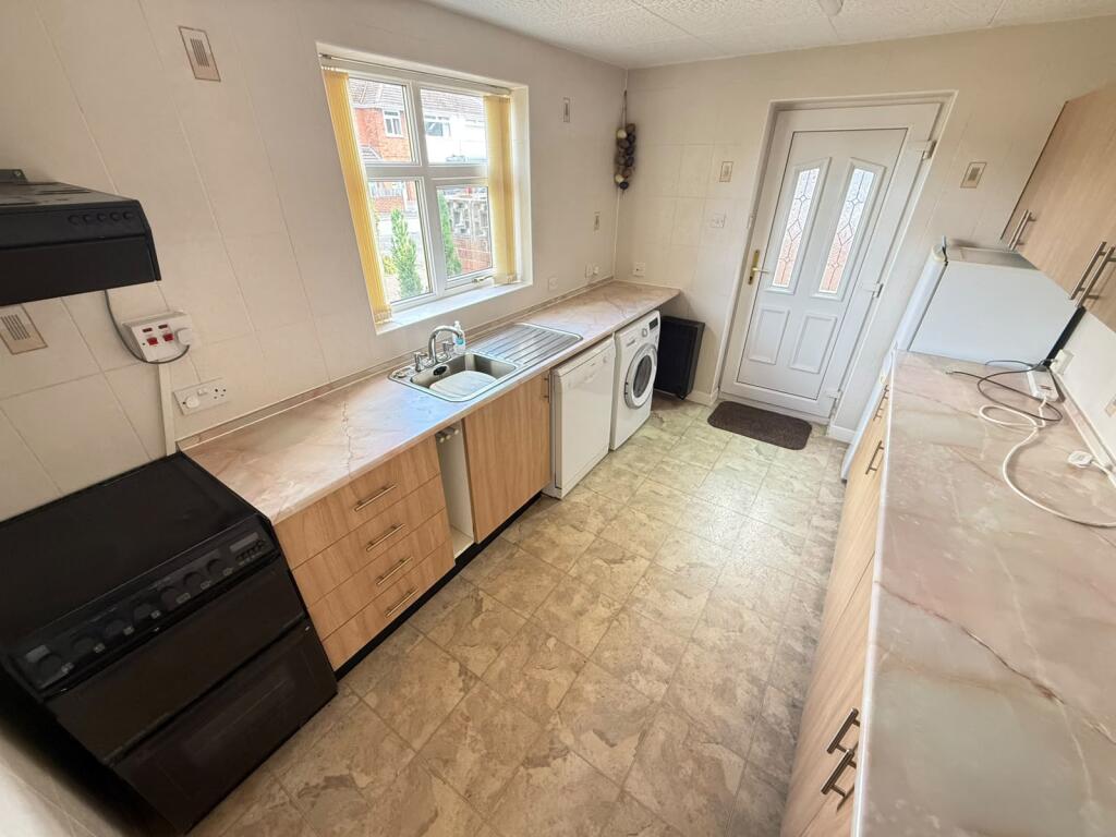House in Ellesmere Port, Childer Thornton - View 5