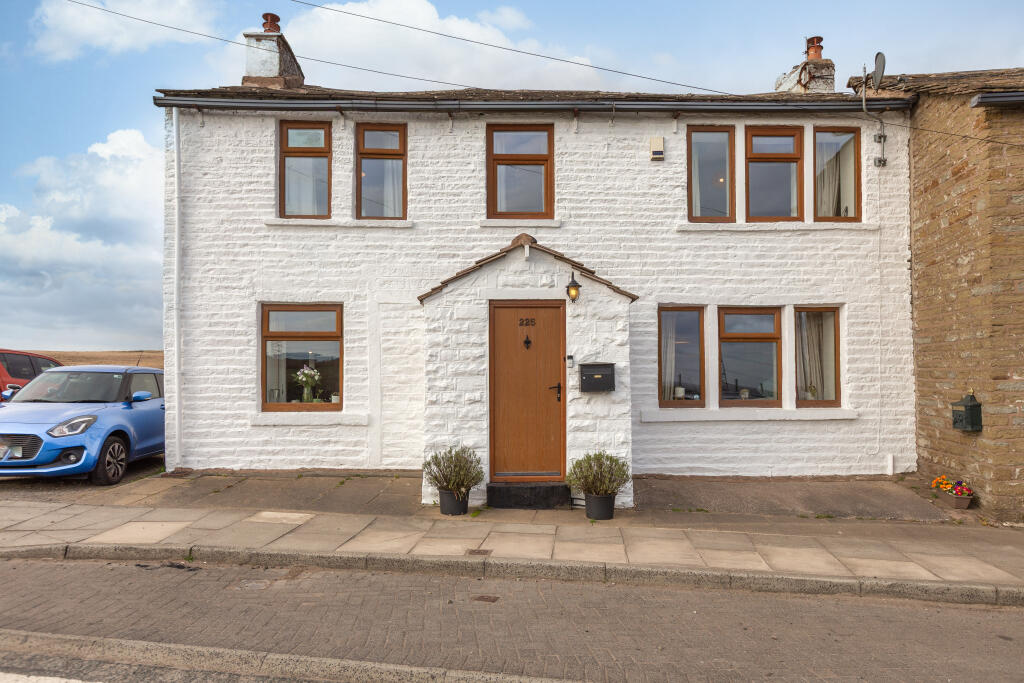4-bed house on Burnley Road, Weir, Bacup, OL13, £330,000