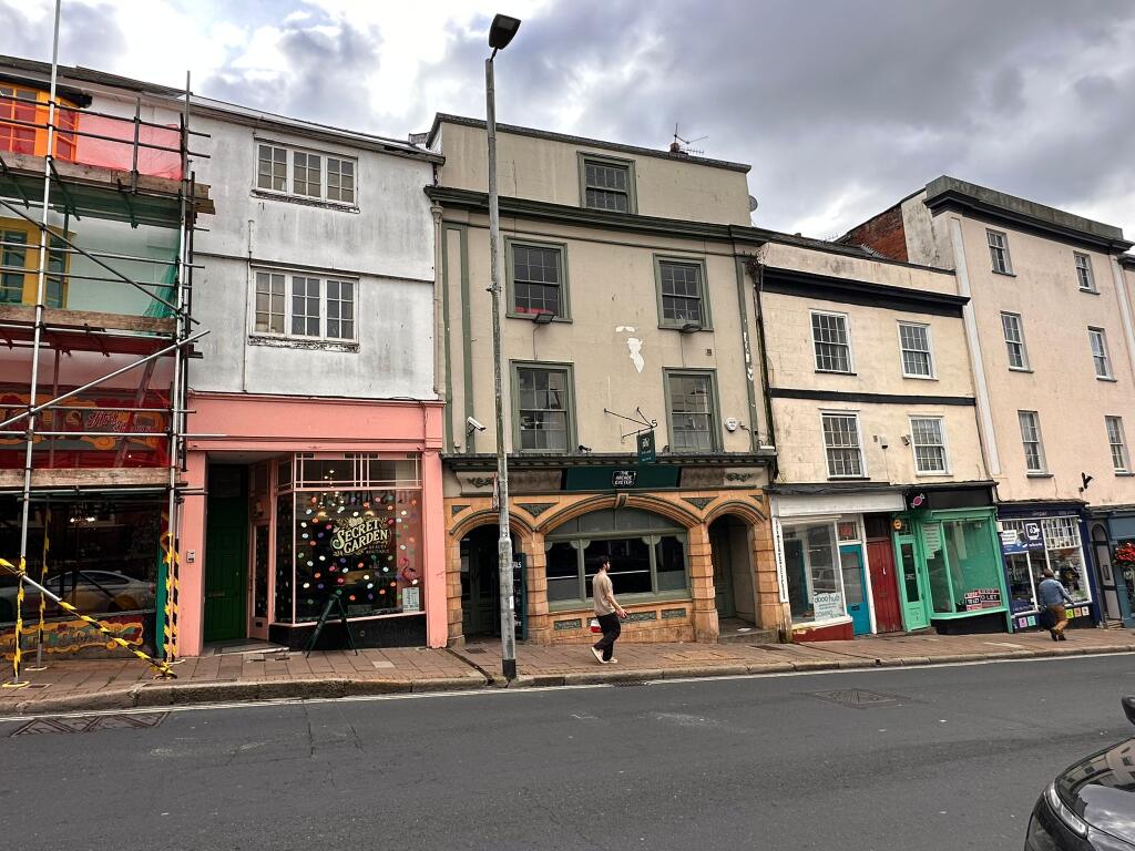Main image of property: 122A Fore Street, Exeter, Devon, EX4
