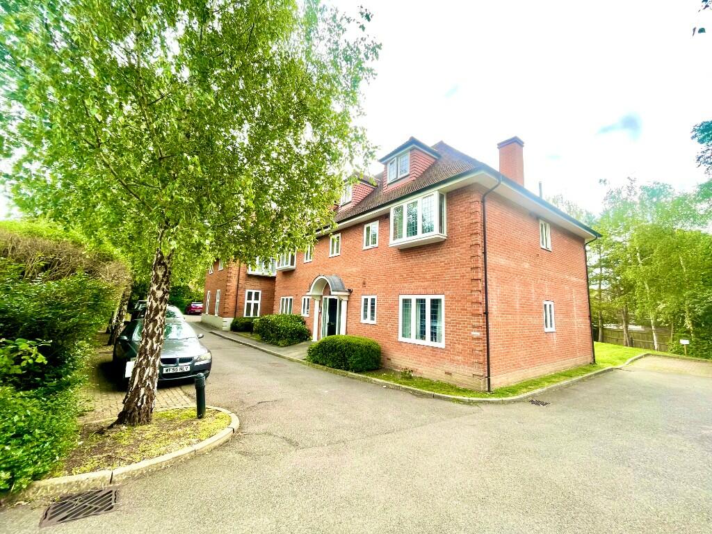 Main image of property: London Road South, South Merstham, RH1