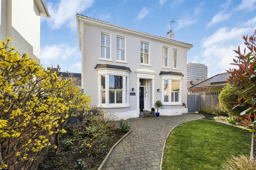 Main image of property: St. Lukes Road, Cheltenham, GL53 7JF