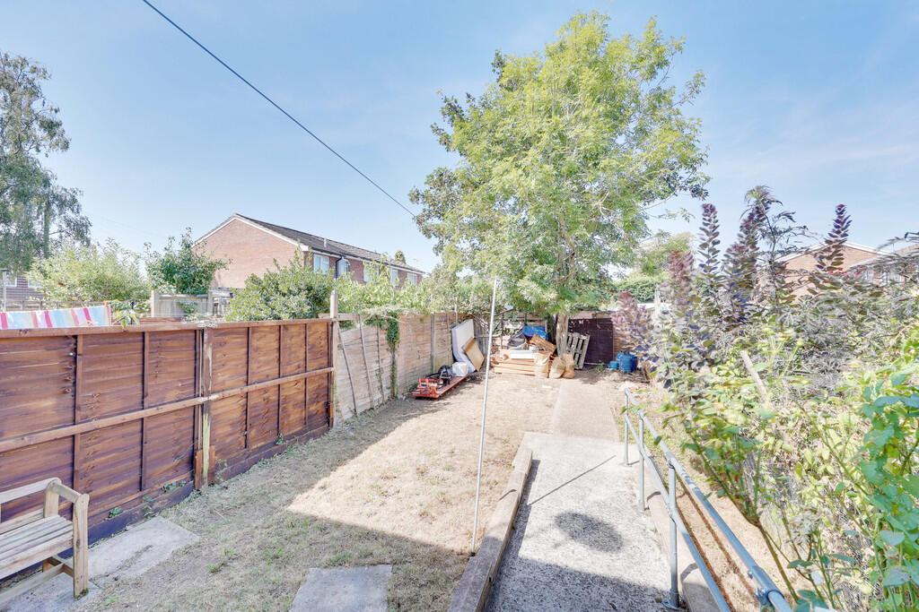 House in Tonbridge - View 4