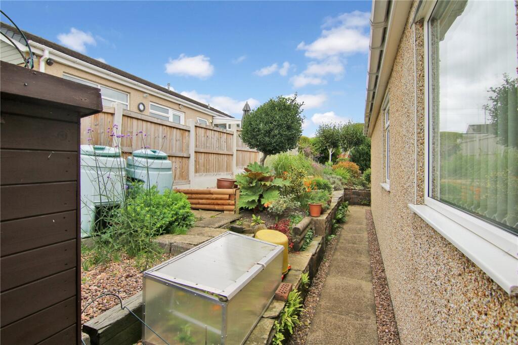 Additional image 18 of Wood Close, Bradley, BD20