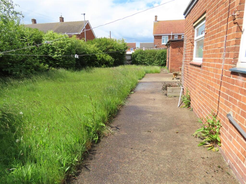 Sweethope Avenue, Ashington photo 4