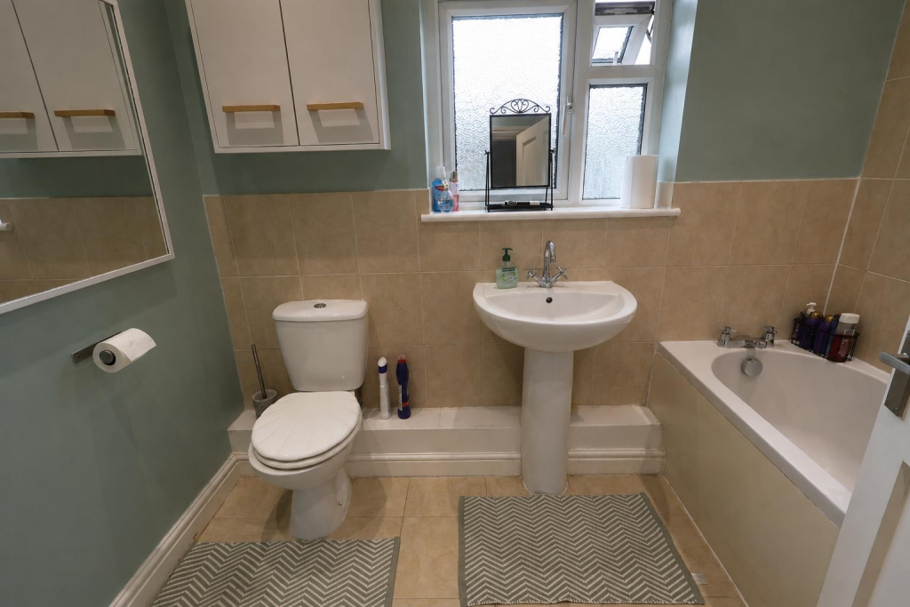 House in Chester, Saltney - More
