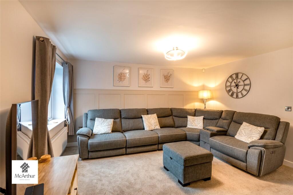 Moorgreen Way, Harworth and Bircotes, Doncaster, South Yorkshire, DN11 photo 3