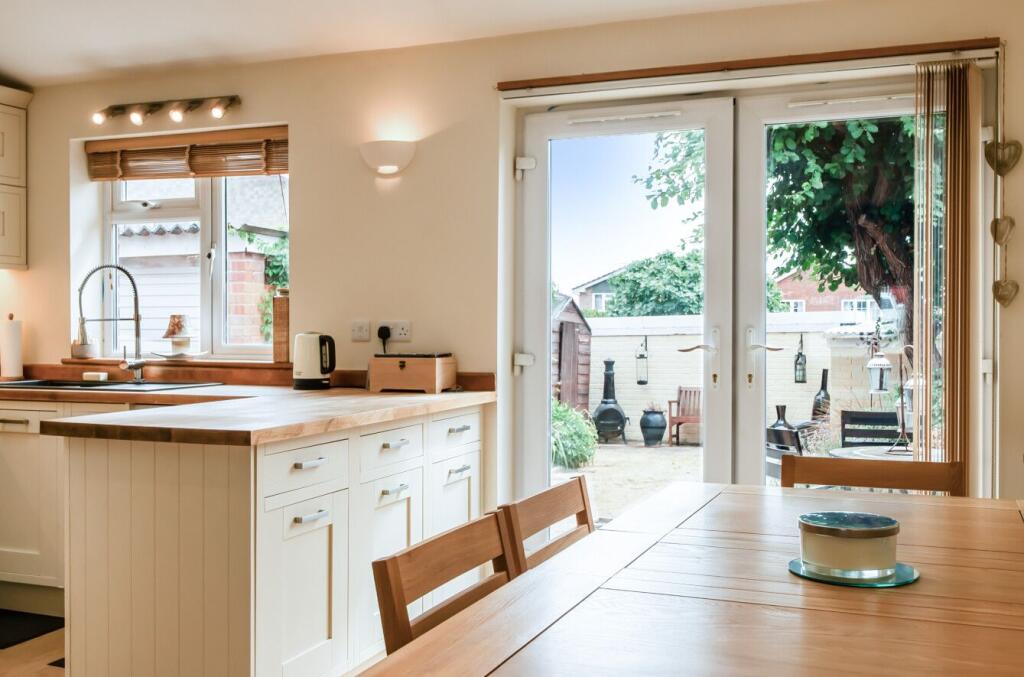 House in Andover, Charlton Village, Charlton - View 5