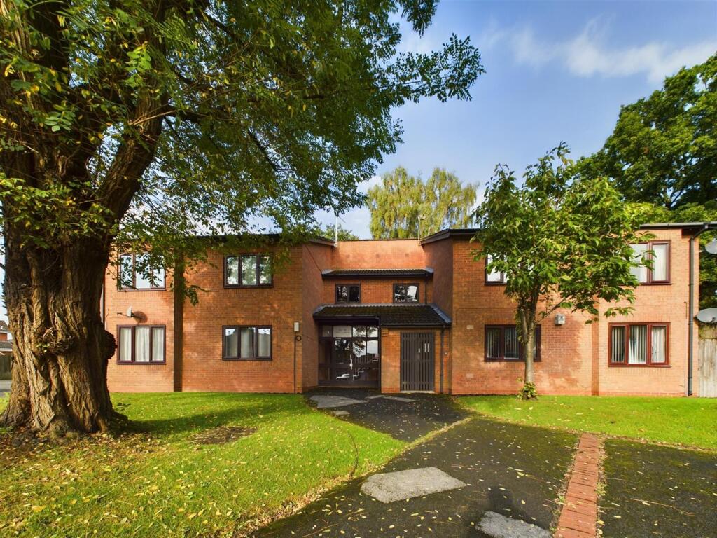 Main image of property: 94 Kendal Grove Solihull B92 0PS
