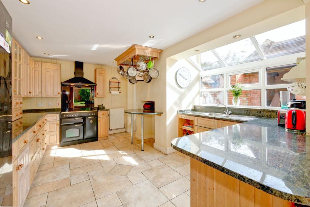 House in Wealden, Warbleton - View 3