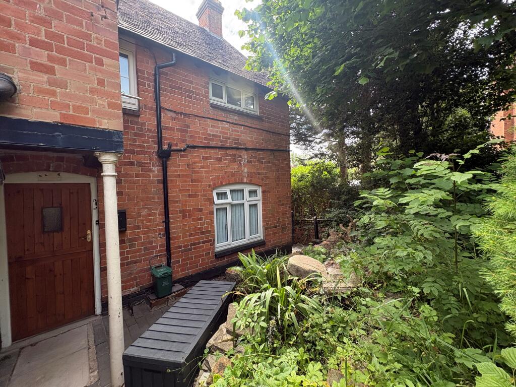 Main image of property: High Street, Henley in Arden