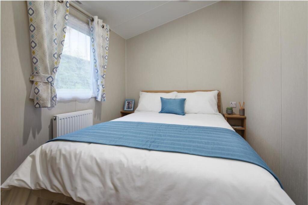 A85 20 Shilling Wood, Comrie, PH6 2JY photo 4