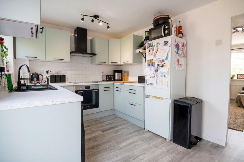 House in Wellingborough, Glenvale Park - View 4