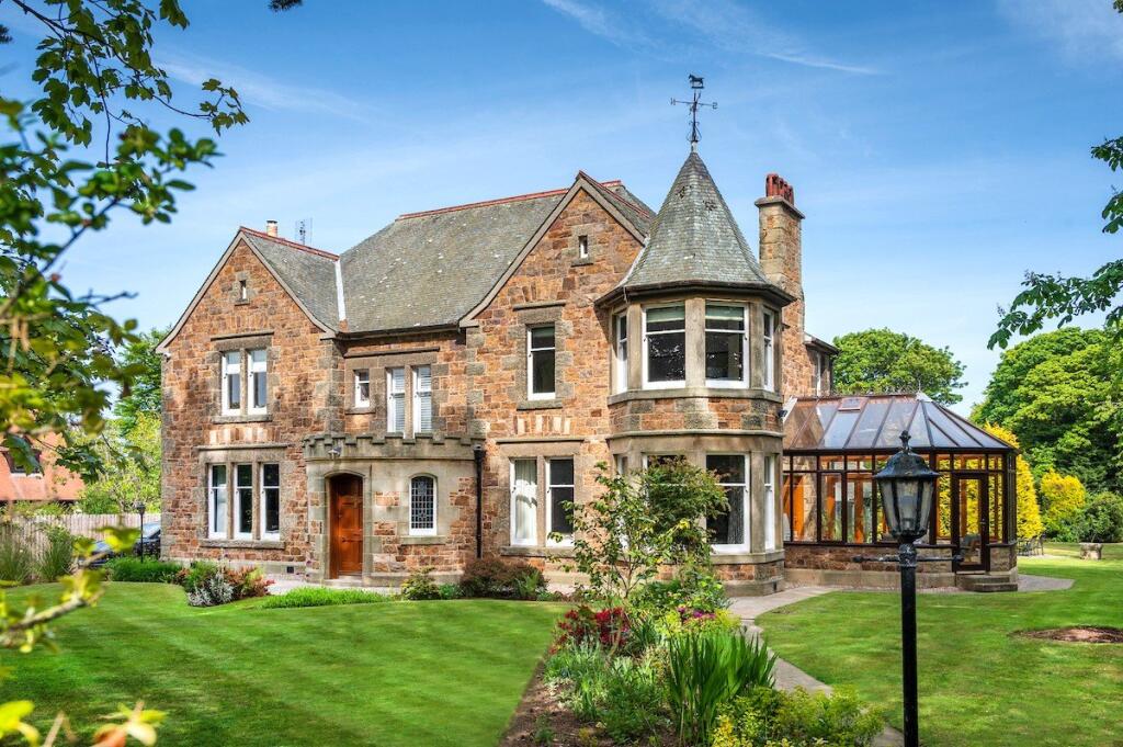 Main image of property: Meadowside, Strathearn Road, North Berwick, East Lothian