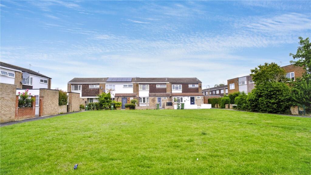 Main image of property: Somerville Way, Aylesbury, Buckinghamshire, HP19