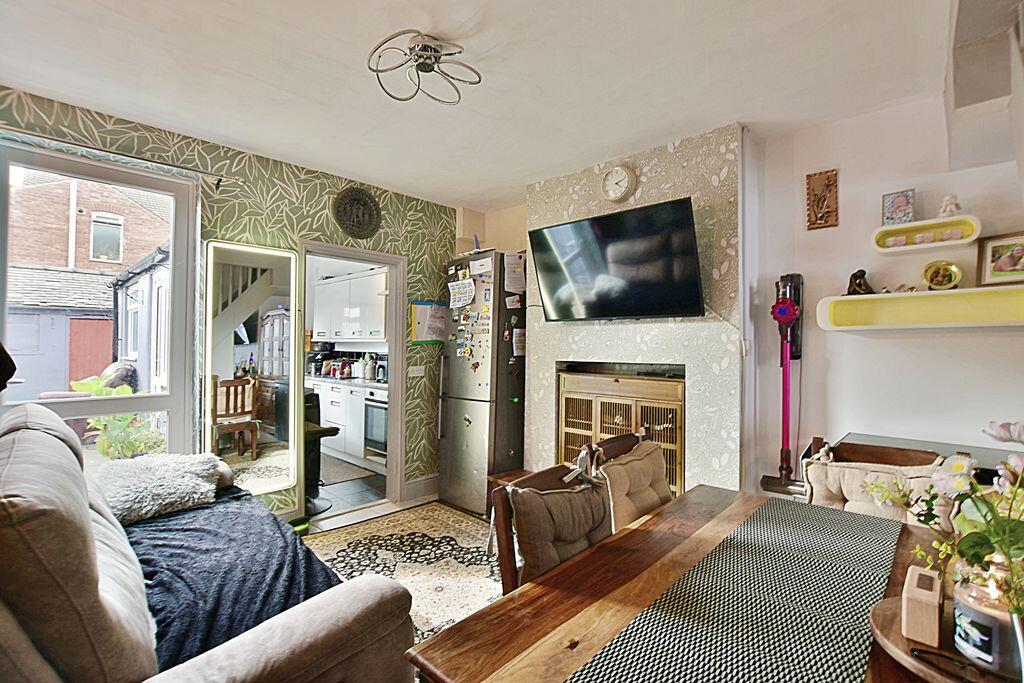 House in Lincoln - View 4