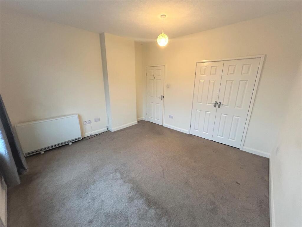 Apartment in Sandwell, Plant's Green - More