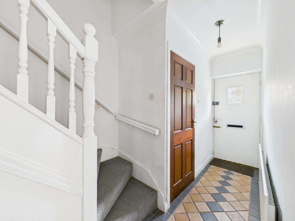 St Thomas Court, Up Holland, WN8 photo 3
