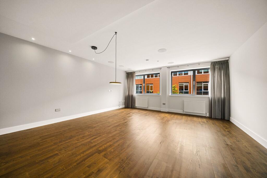 Apartment in Edinburgh - View 4