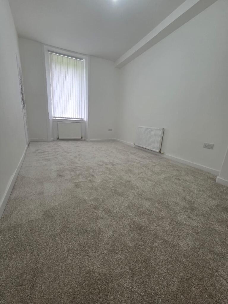 Apartment in Paisley - More