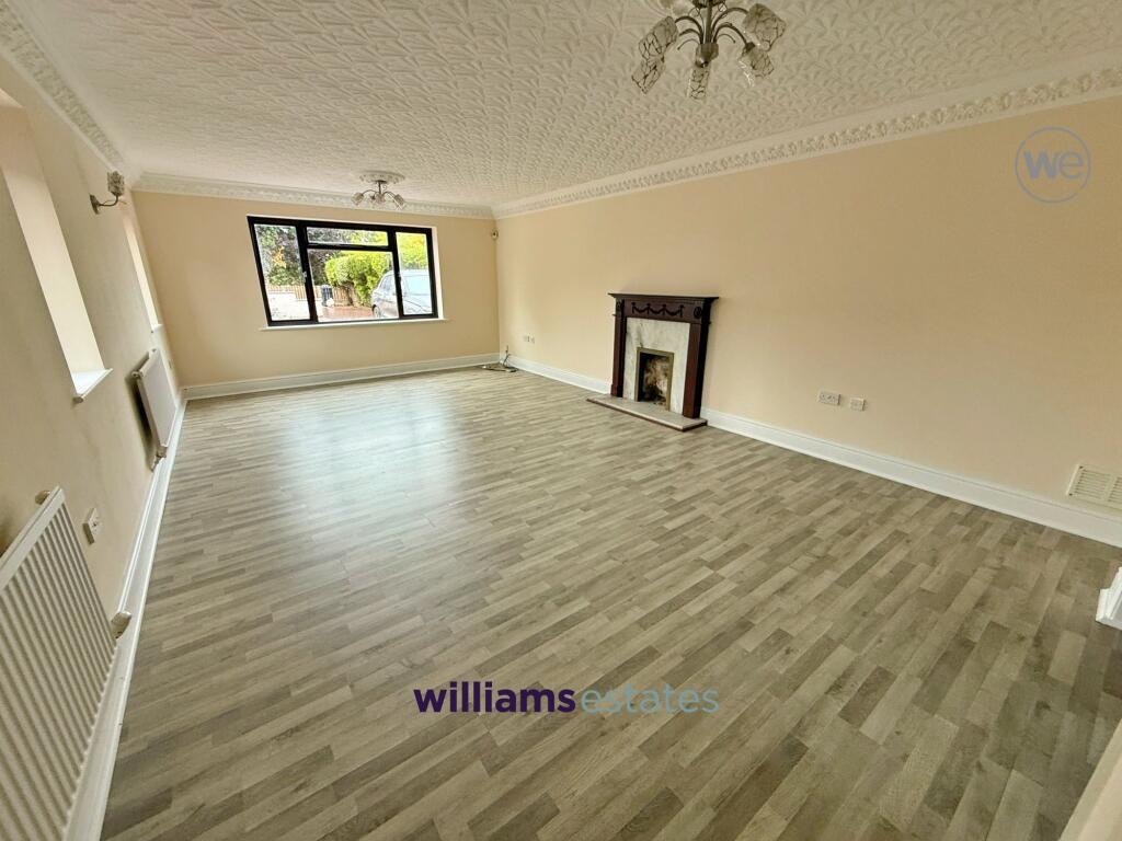 House in Llandudno - View 3