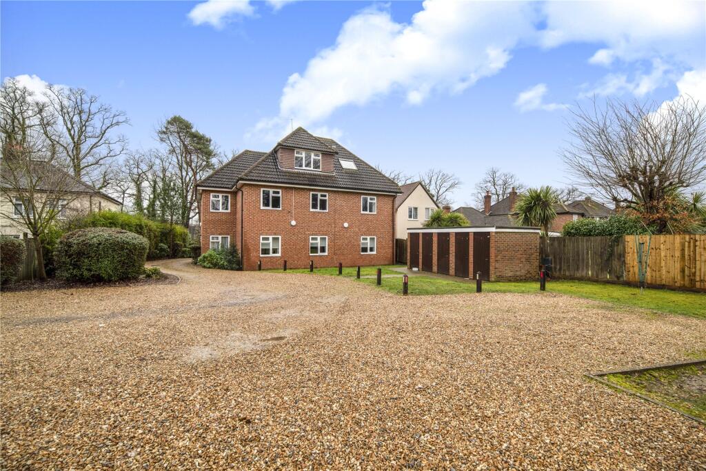 Main image of property: Royal Court, 108 Broadway, Knaphill, GU21