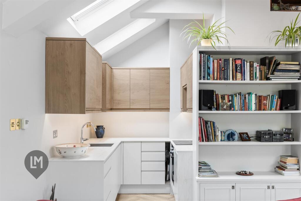 Apartment in London - View 4