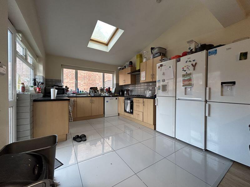 House in Nottingham - View 5