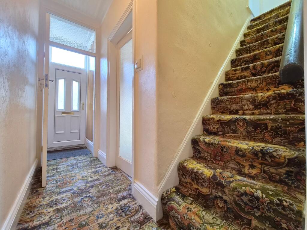 House in Scarborough, Falsgrave - More