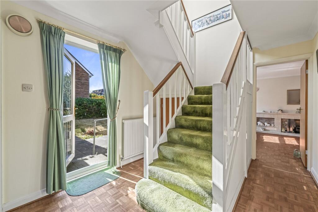 House in Twickenham - View 5