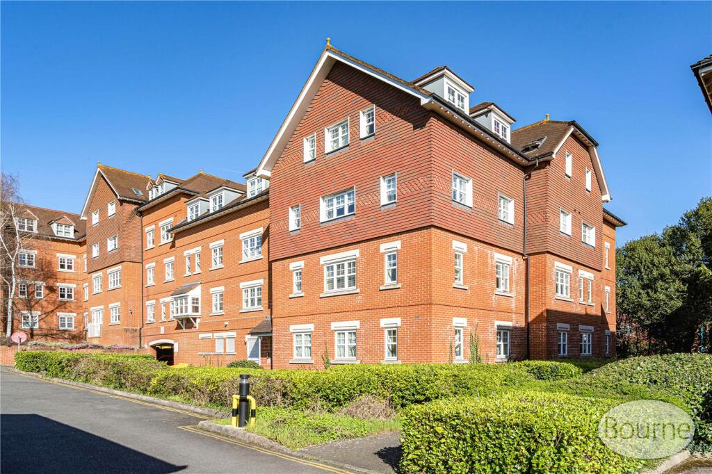 Main image of property: Heathside Road, Woking, Surrey, GU22