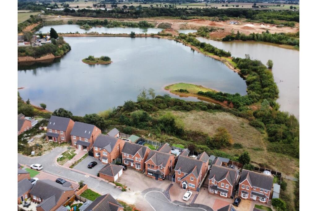 House in Doncaster - View 5