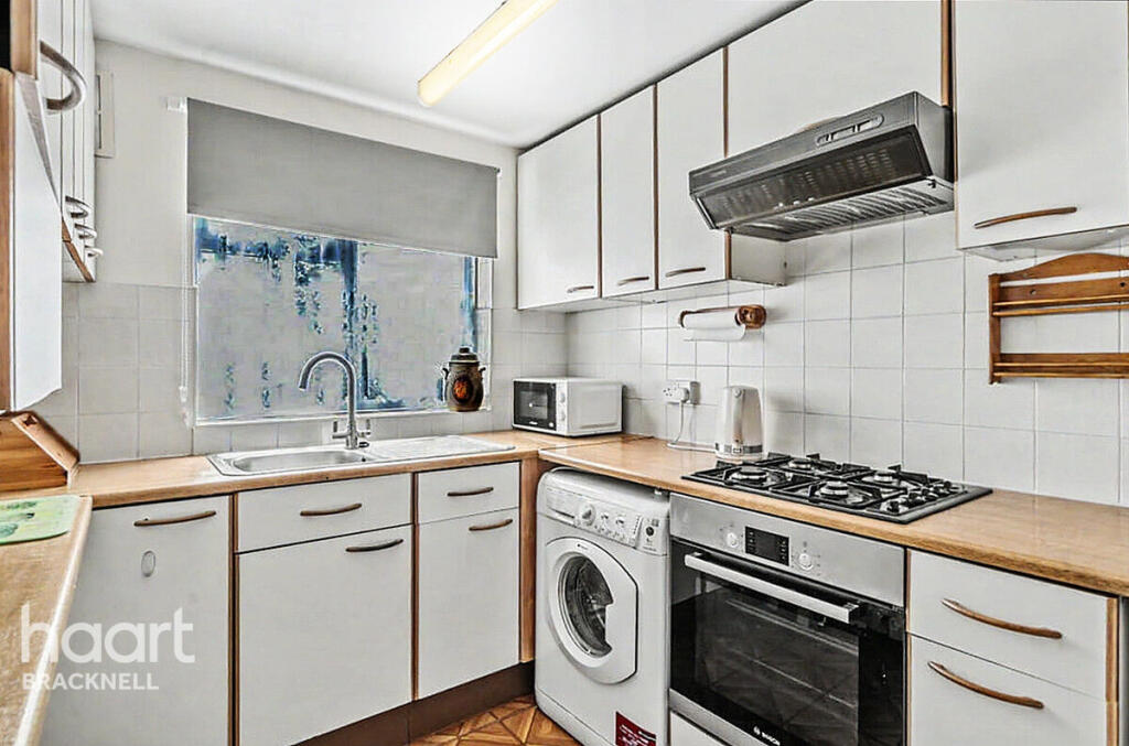 Main image of property: Deepfield Road, Bracknell