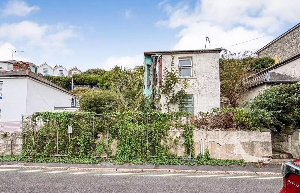 53 Saint Catherine Street, Ventnor, PO38 1HG photo 3