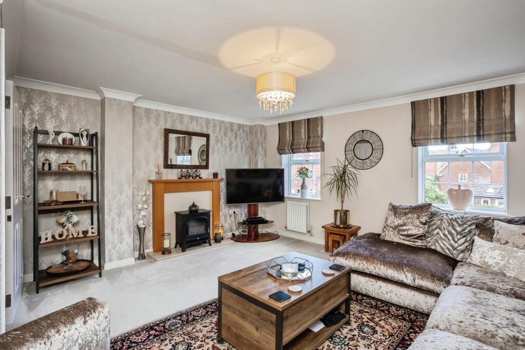 House in Rushcliffe, Knightshayes, Gamston - View 3