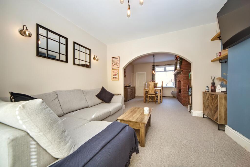 House in Wigan, Wigan Pier, Newtown - More