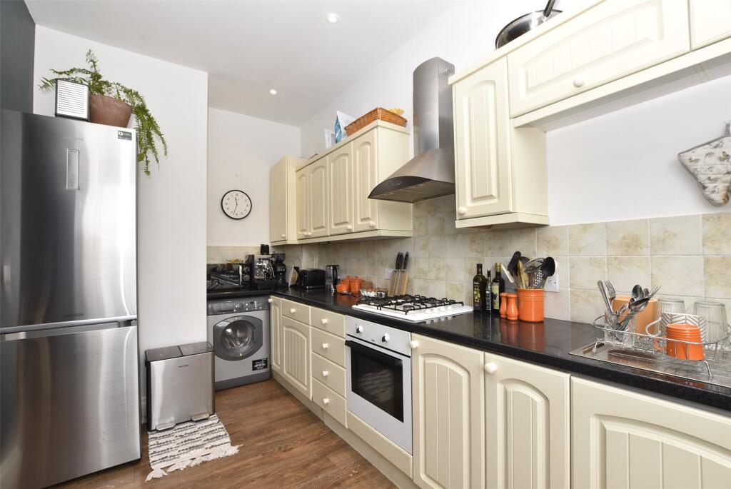 Apartment in Bath - View 5