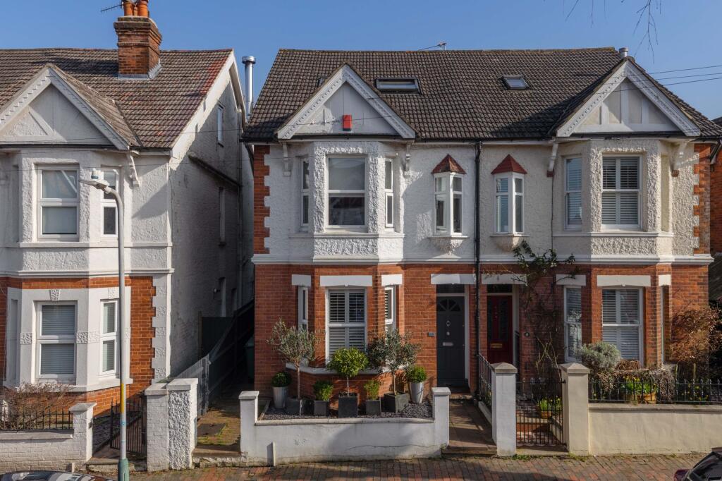 Main image of property: Manor Road, Rusthall, TN4