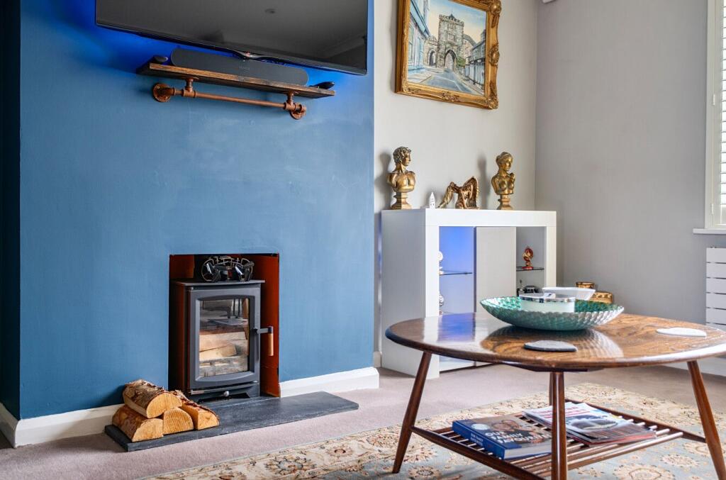 House in Test Valley, Shipton Bellinger - View 5