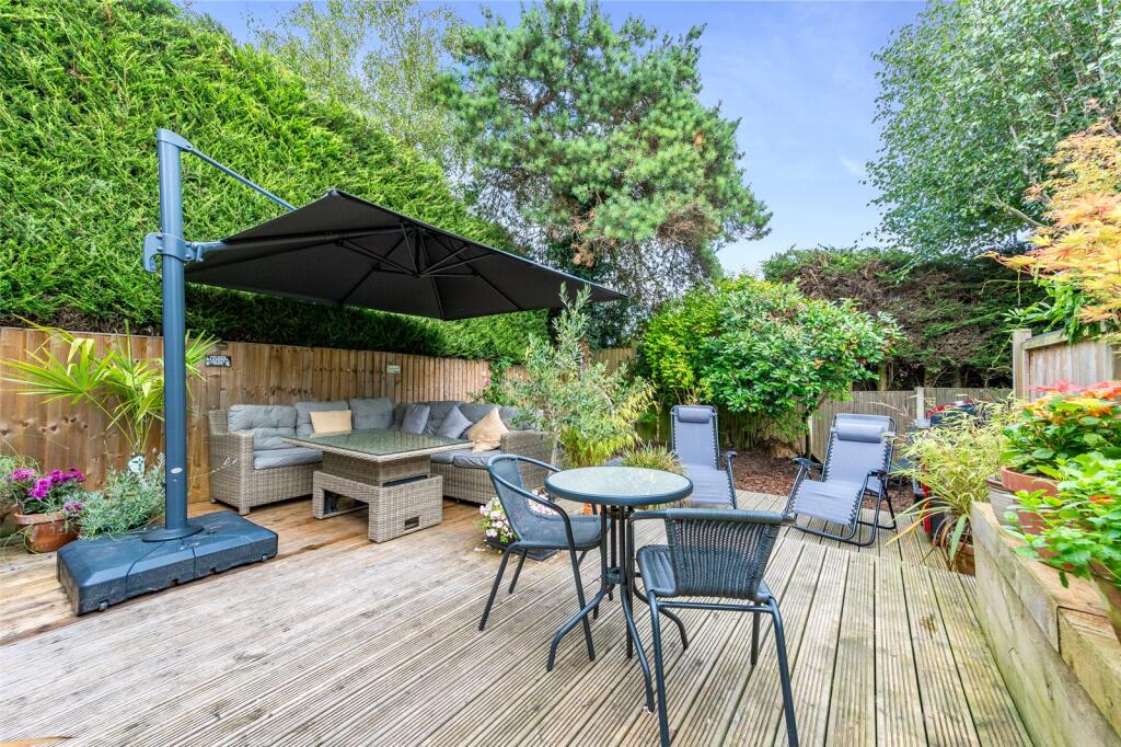 House in Wakefield - View 4