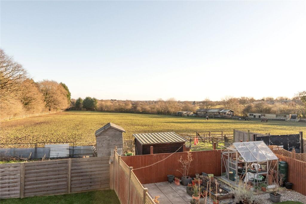 House in North Yorkshire, Harrogate - View 2