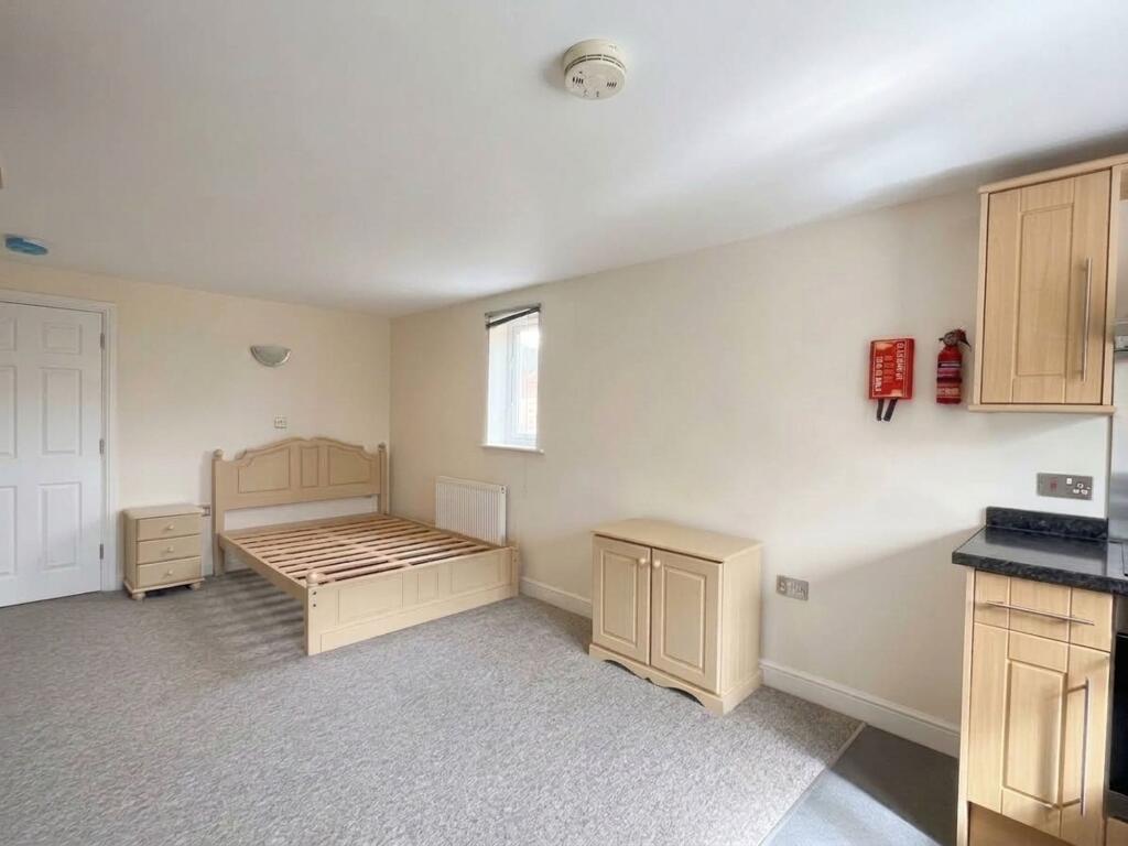 Apartment in Coventry - View 4