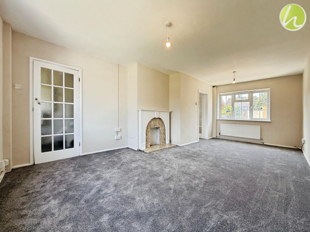 Mountfield Close, Stanford-Le-Hope, SS17 - View 3
