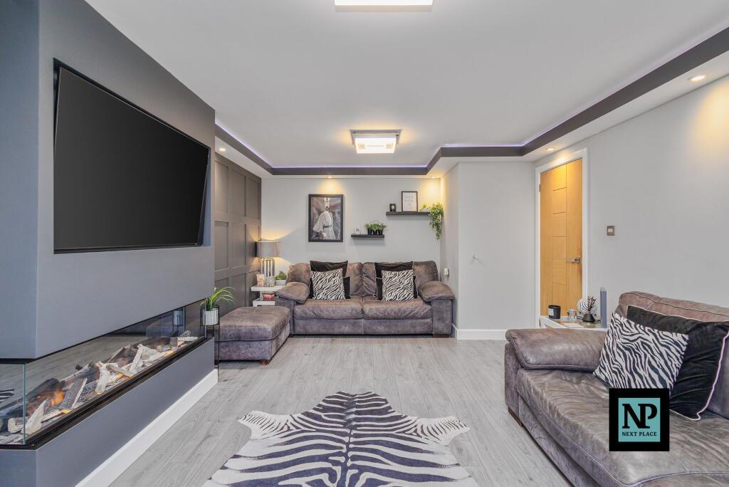 Additional image 9 of Slingsby, Tamworth, B77