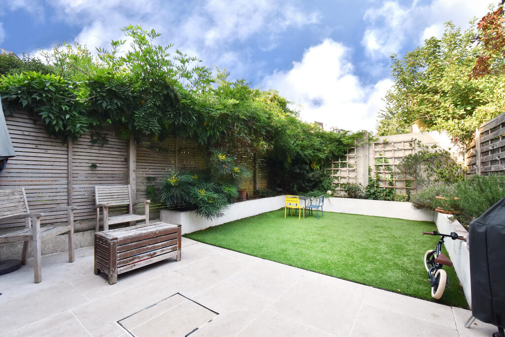 House in London - More