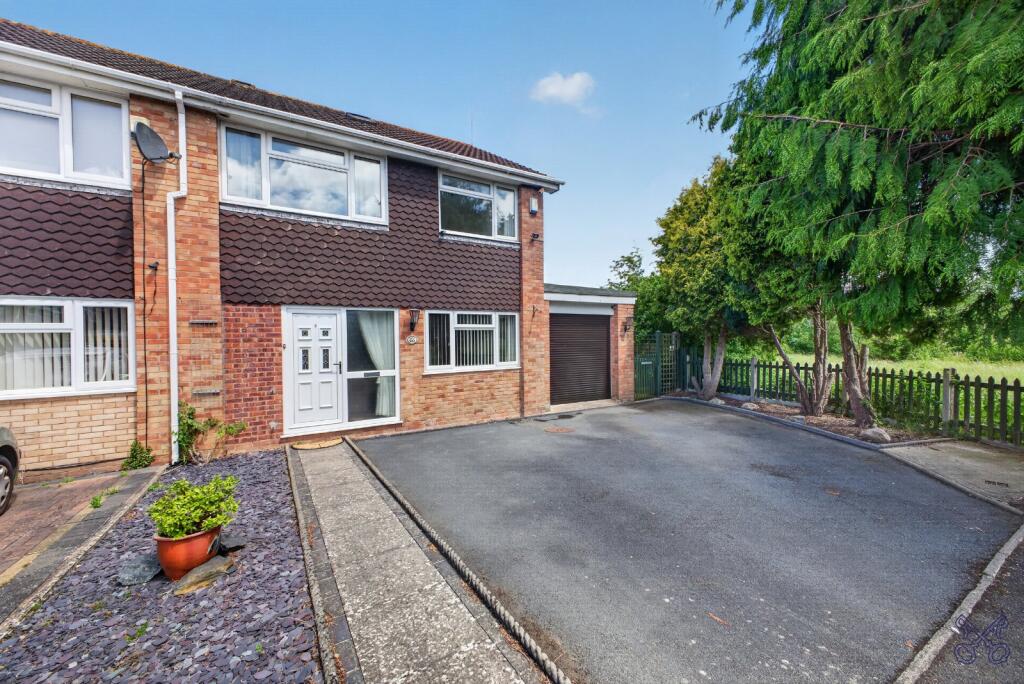 Main image of property: Blacksmiths Close, South Littleton, Evesham, Worcestershire, WR11