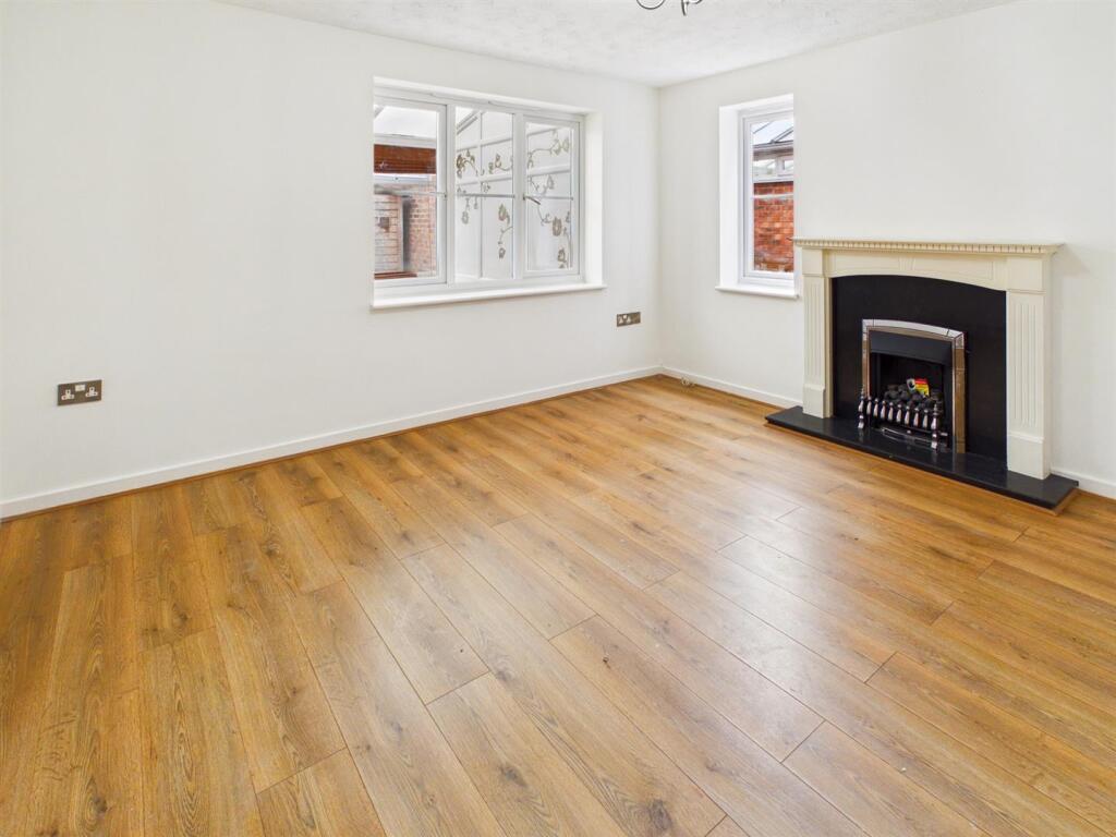 House in Shrewsbury - View 3