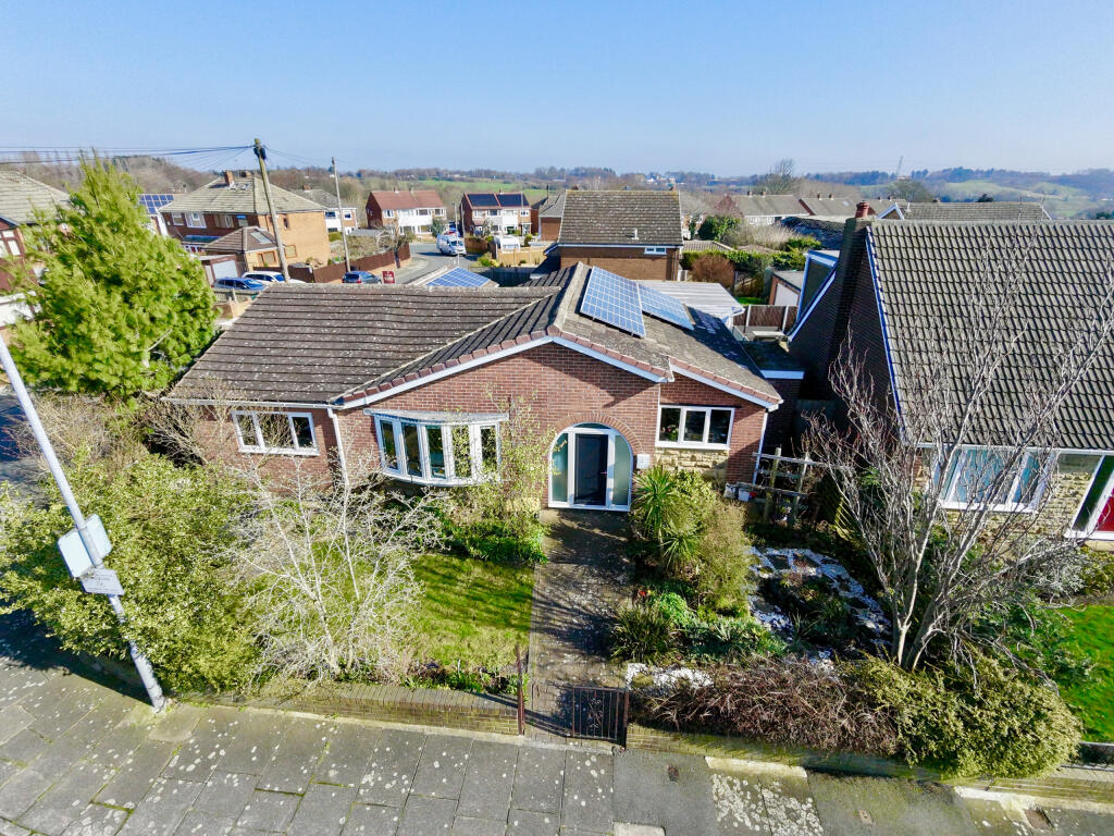 Main image of property: The Wheatings, Ossett, West Yorkshire