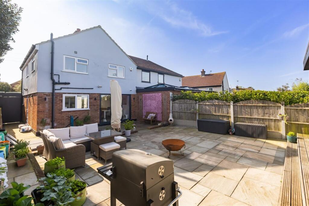 Shaftesbury Road, Epping photo 4