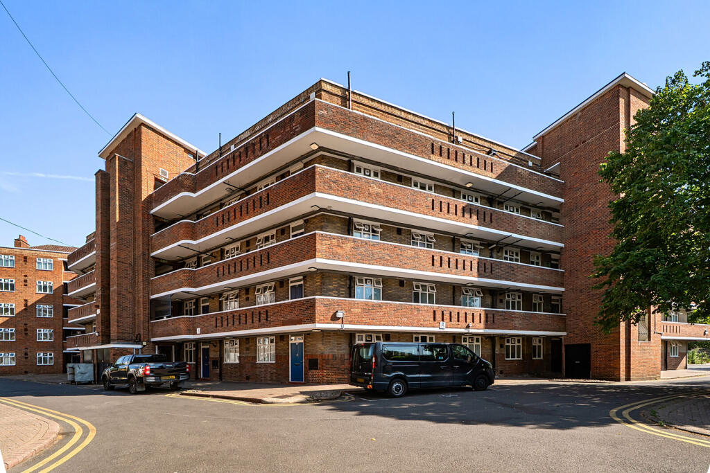 Apartment in London - View 5